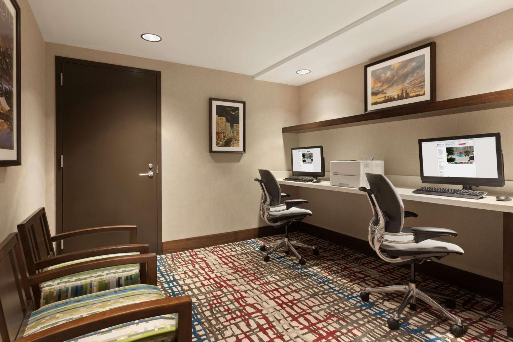 Hilton Garden Inn Charlotte Southpark Esterno foto