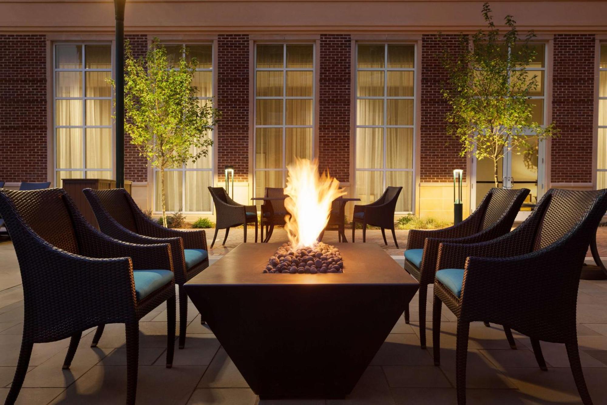 Hilton Garden Inn Charlotte Southpark Esterno foto